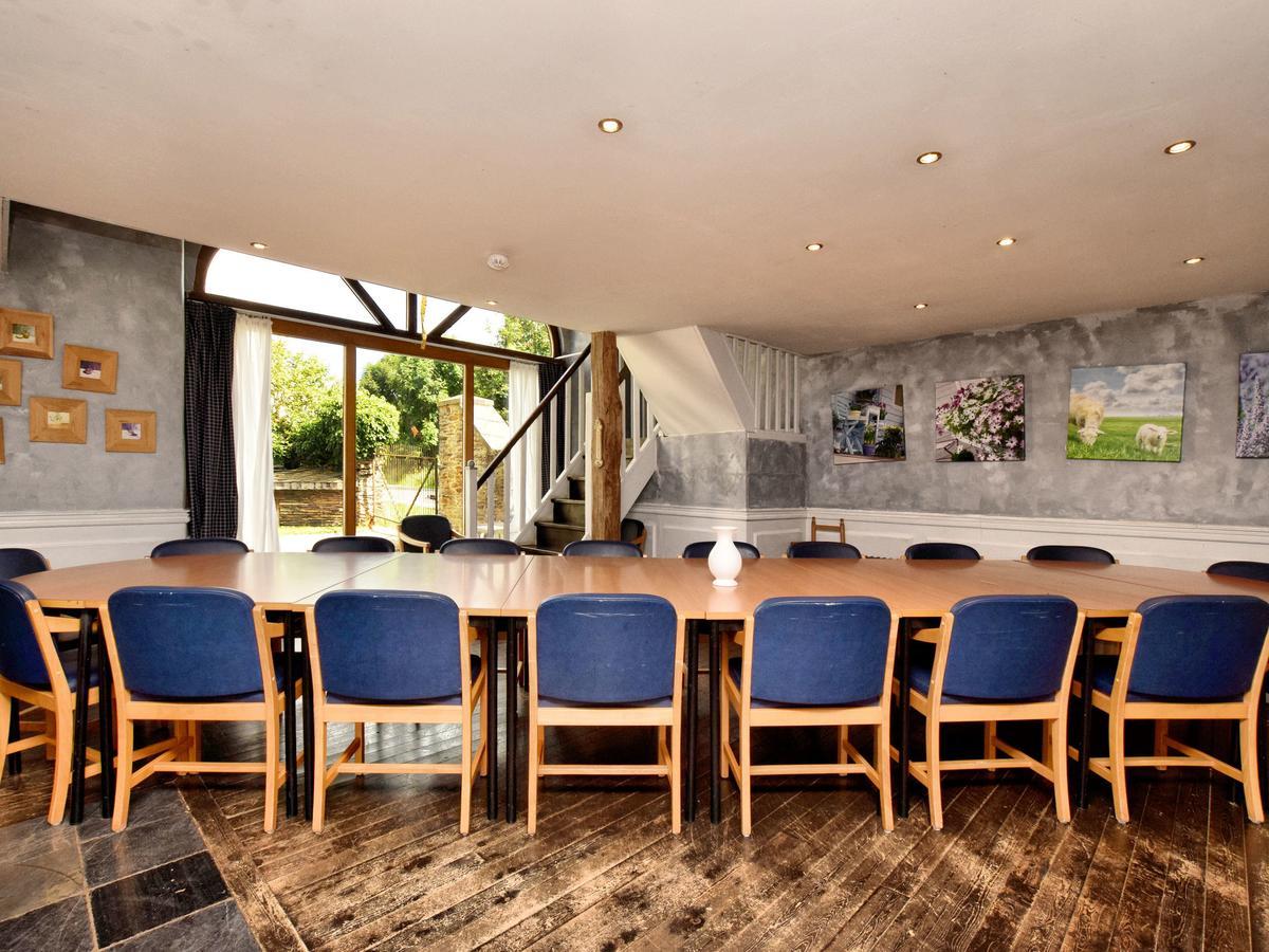 Spacious Holiday Home In Lierneux With Garden 외부 사진